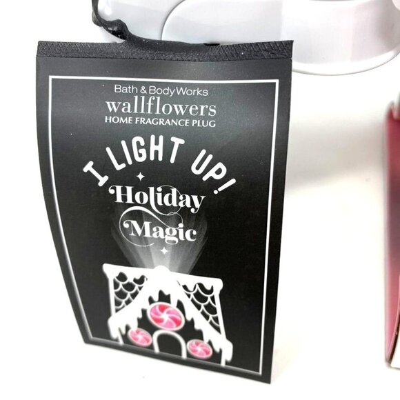 Bath & Body Works Magical Holiday Gingerbread House Wallflower Nightlight - Picture 3 of 7